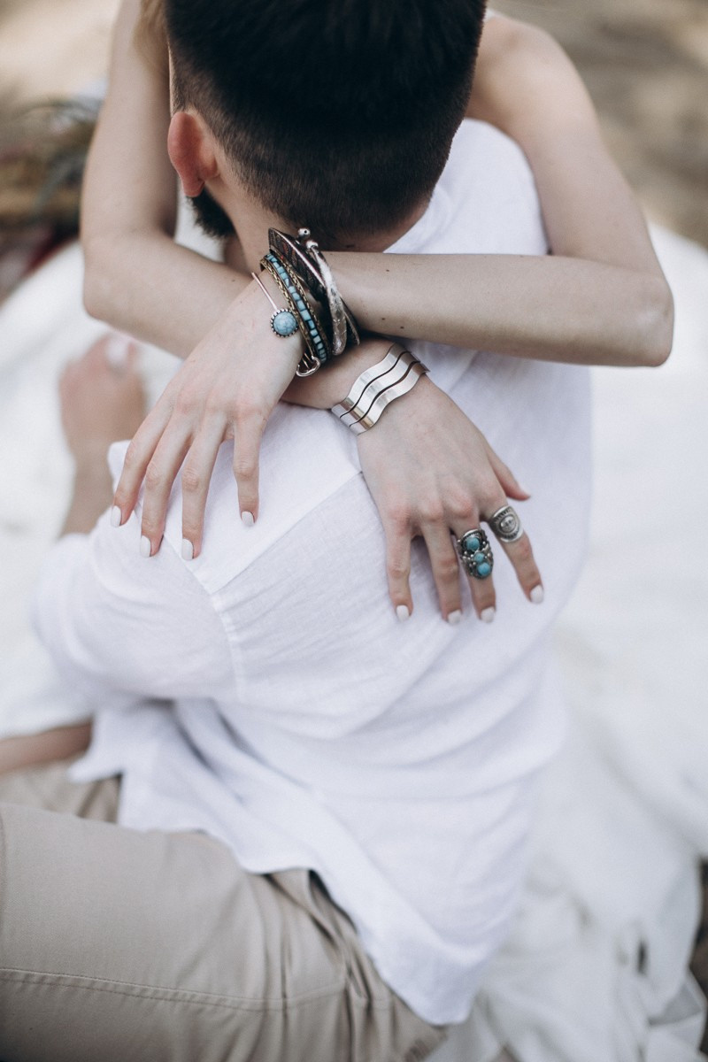 I Belong To You. Головна