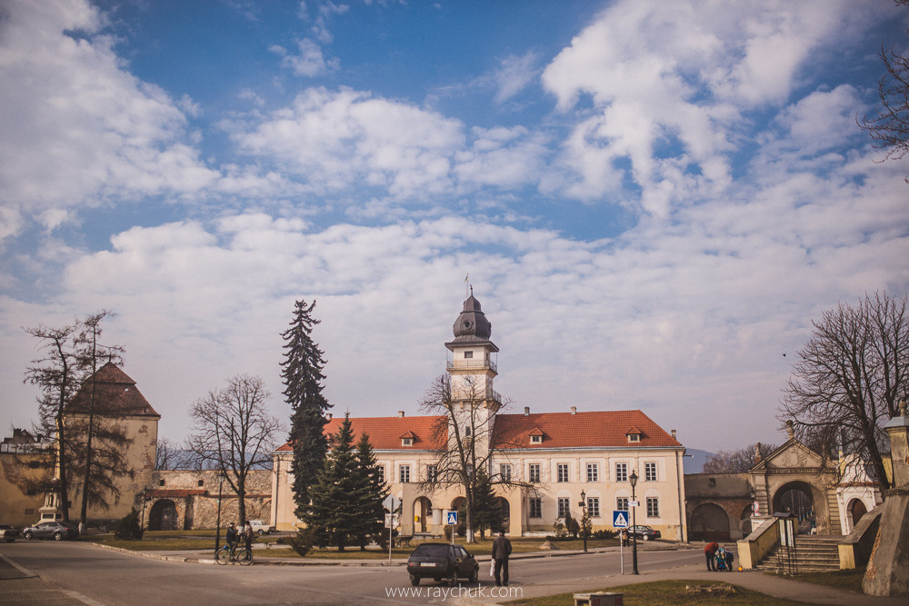 Ukraine. Zhovkva. Головна
