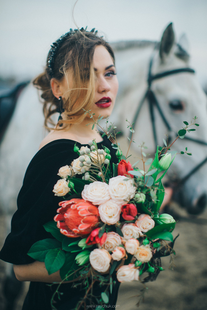 Dark elegance.Portrait. Головна