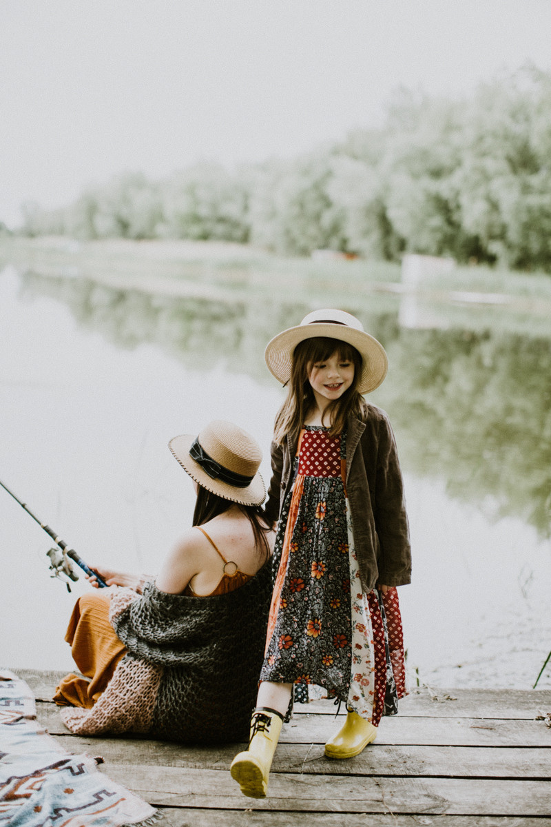 Lucy and Lisa. Головна