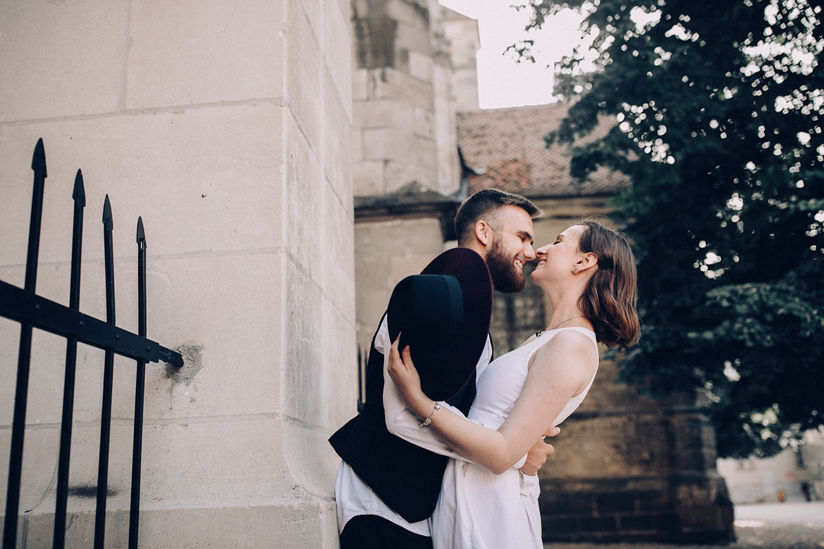 Fragile. Головна