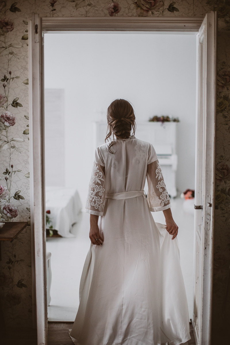 Love is Blindness. Головна