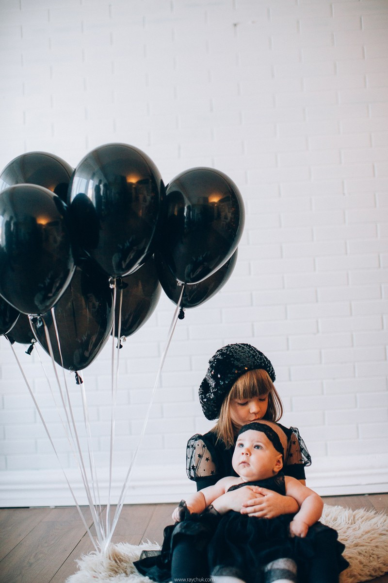 Black dress. Family. Головна