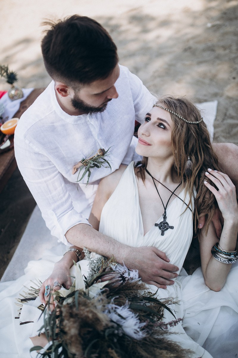 I Belong To You. Головна