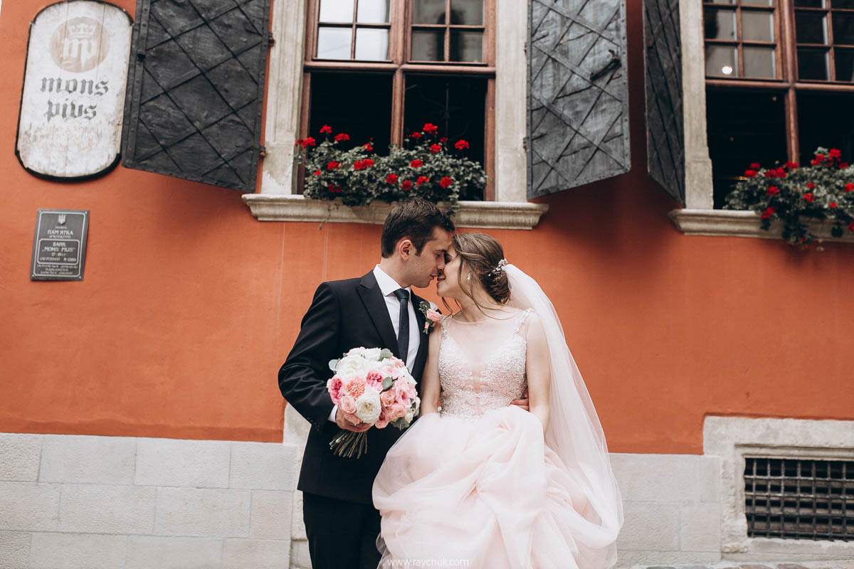 Яна&Юрій. Головна