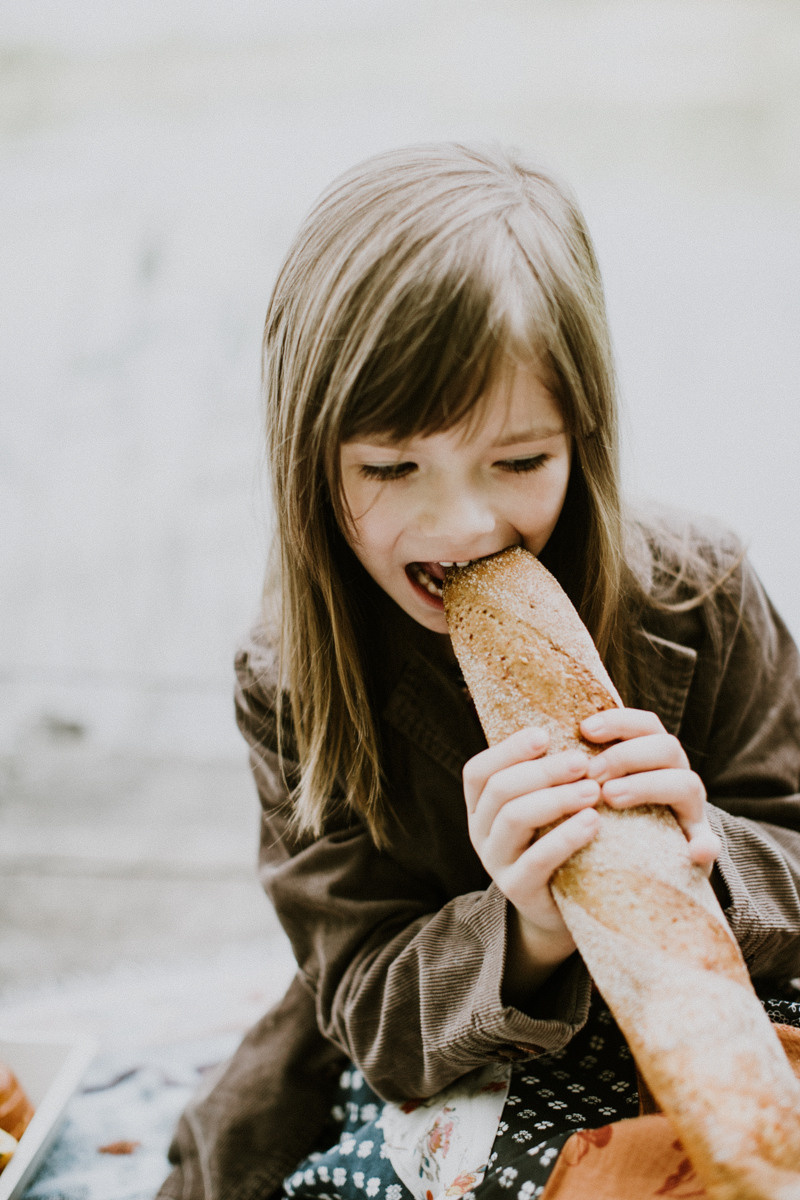 Lucy and Lisa. Головна