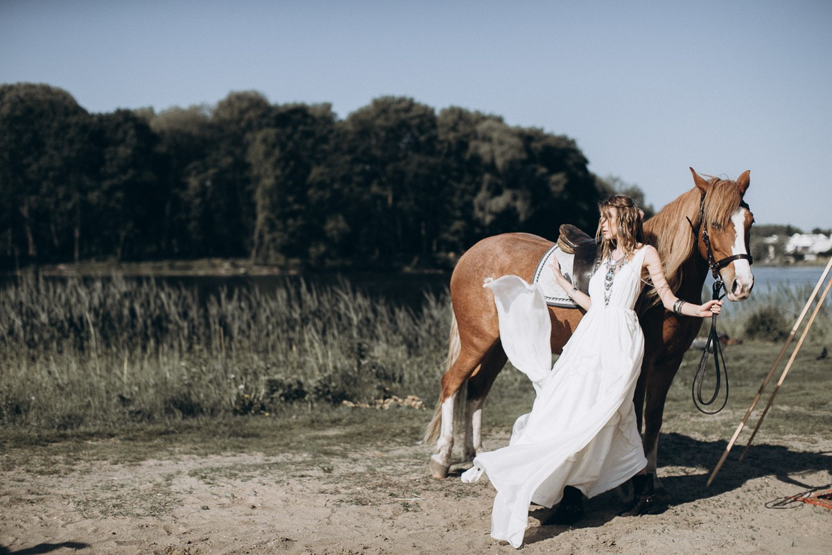 I Belong To You. Головна