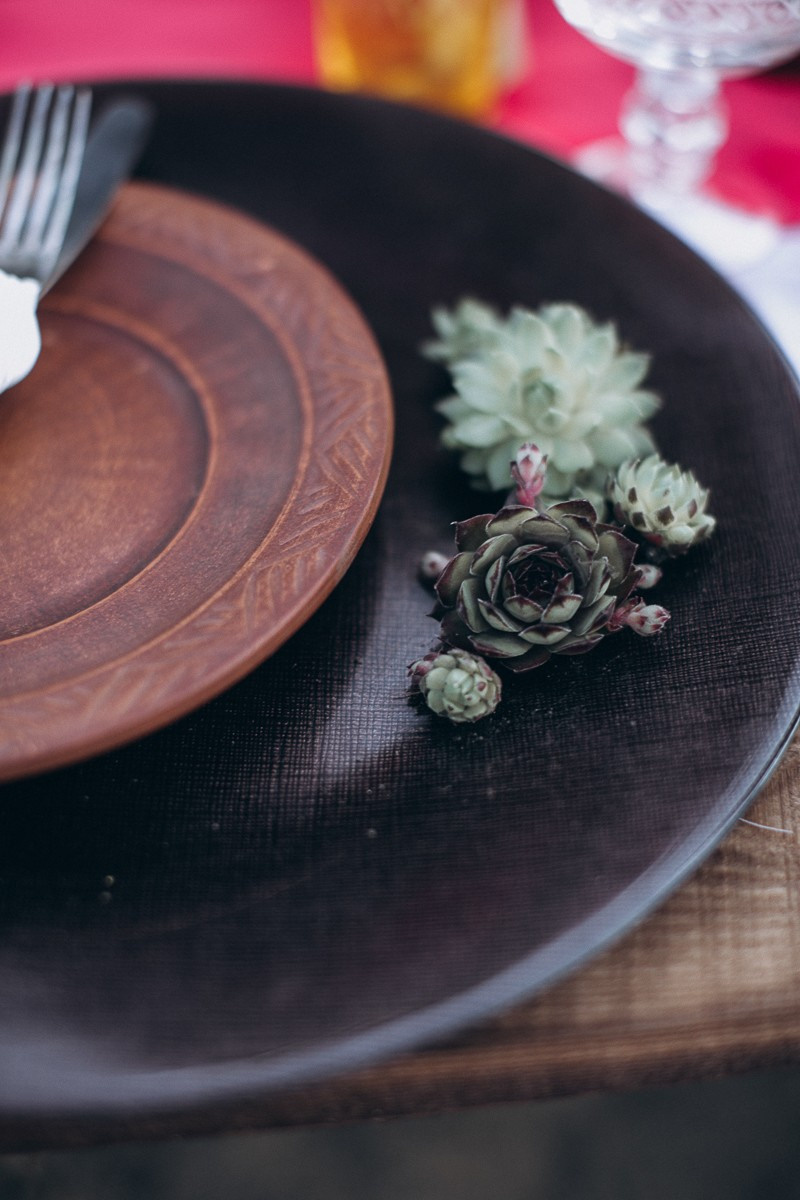 I Belong To You. Головна