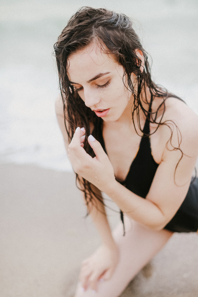 Looking For The Summer. Головна