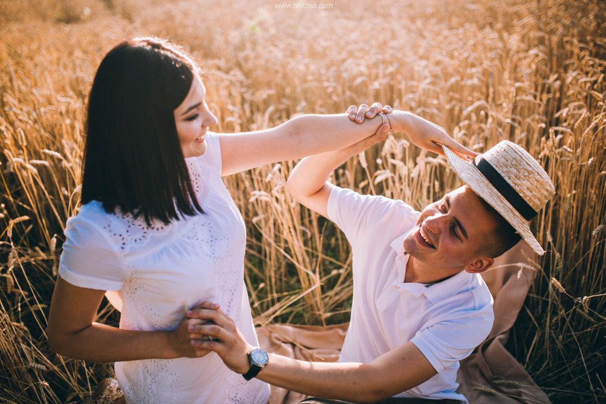 You Are My Sun. Головна