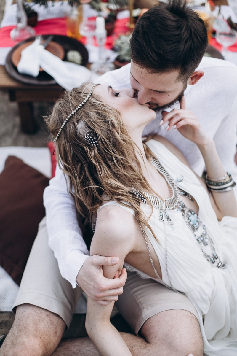 I Belong To You. Головна