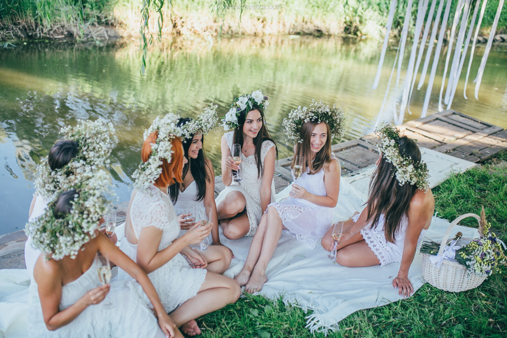 Olya and girl.Hen parties. Головна