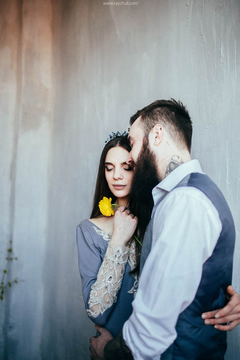 Portami via. Головна