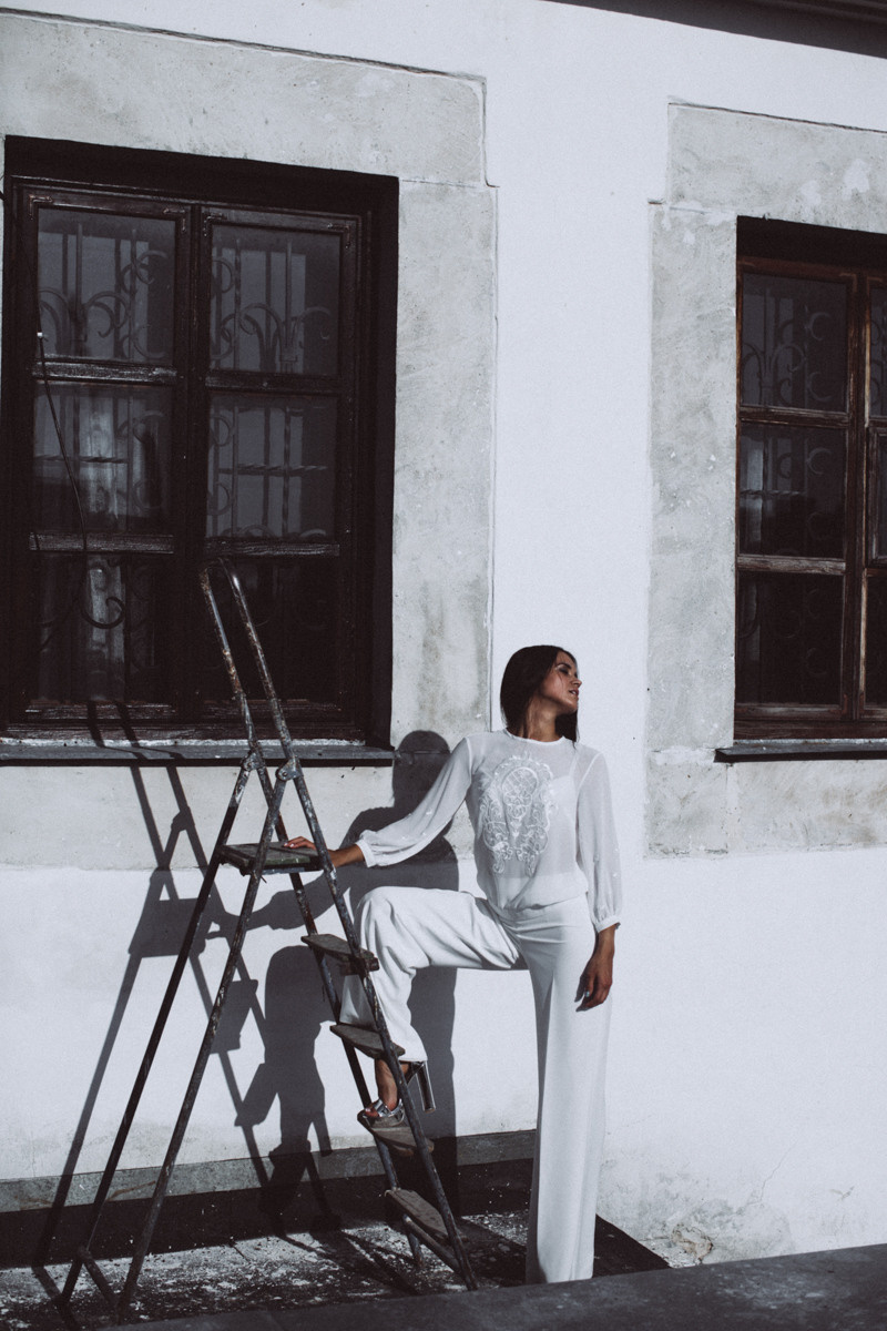 It's a Beautiful Day. Головна