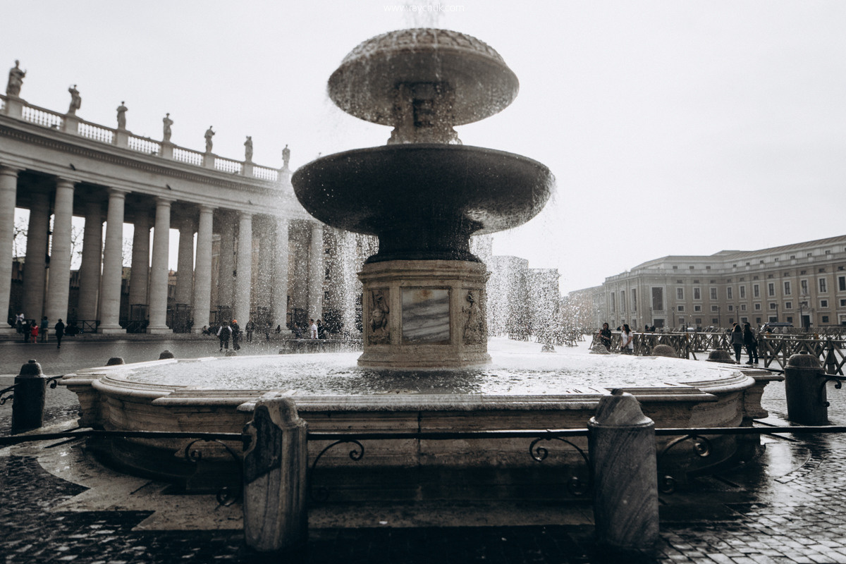 Vatican. Головна