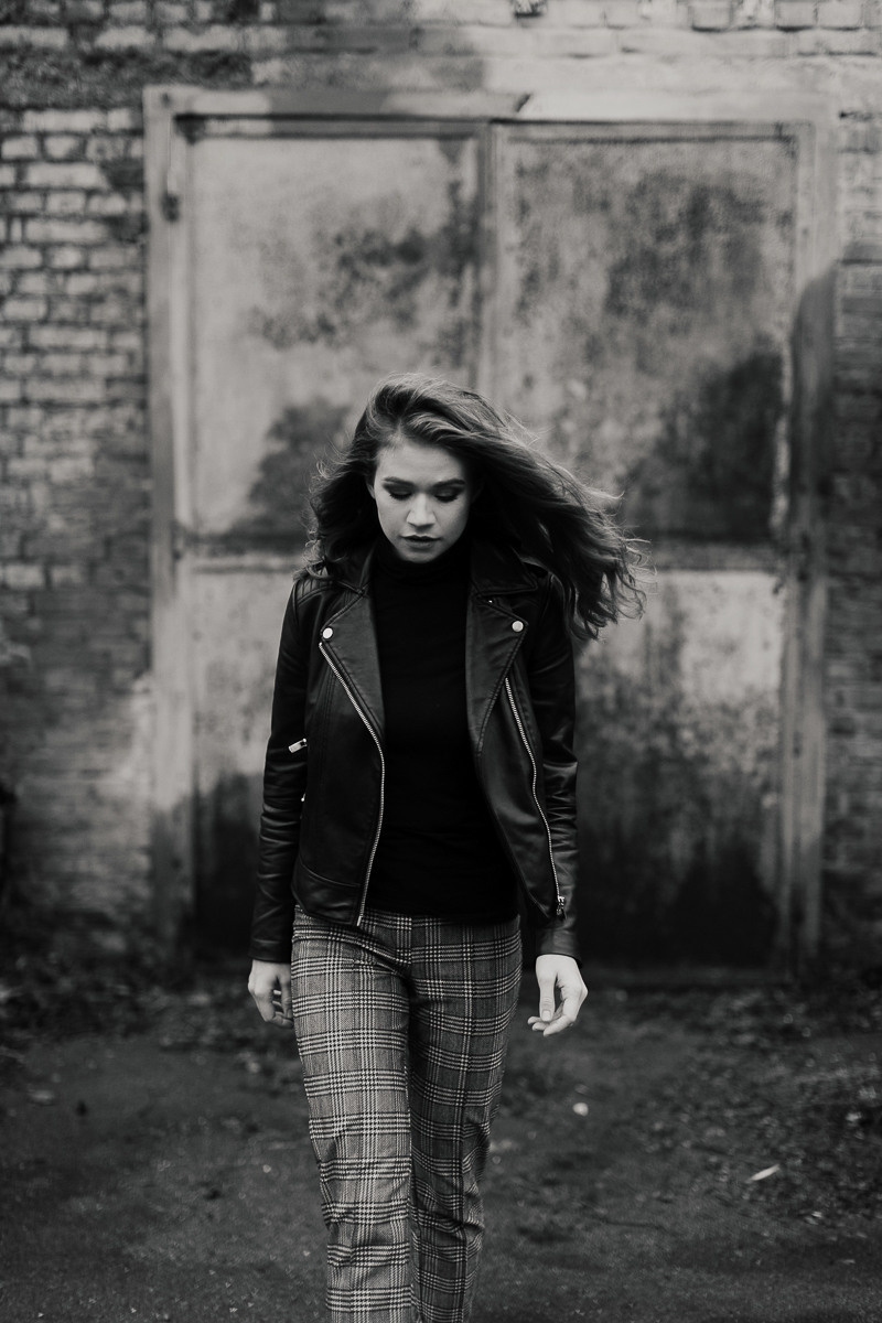 Inna. Головна