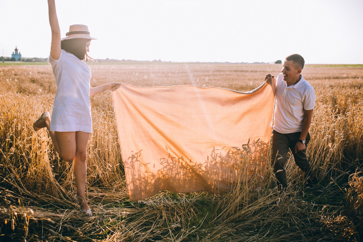 You Are My Sun. Головна