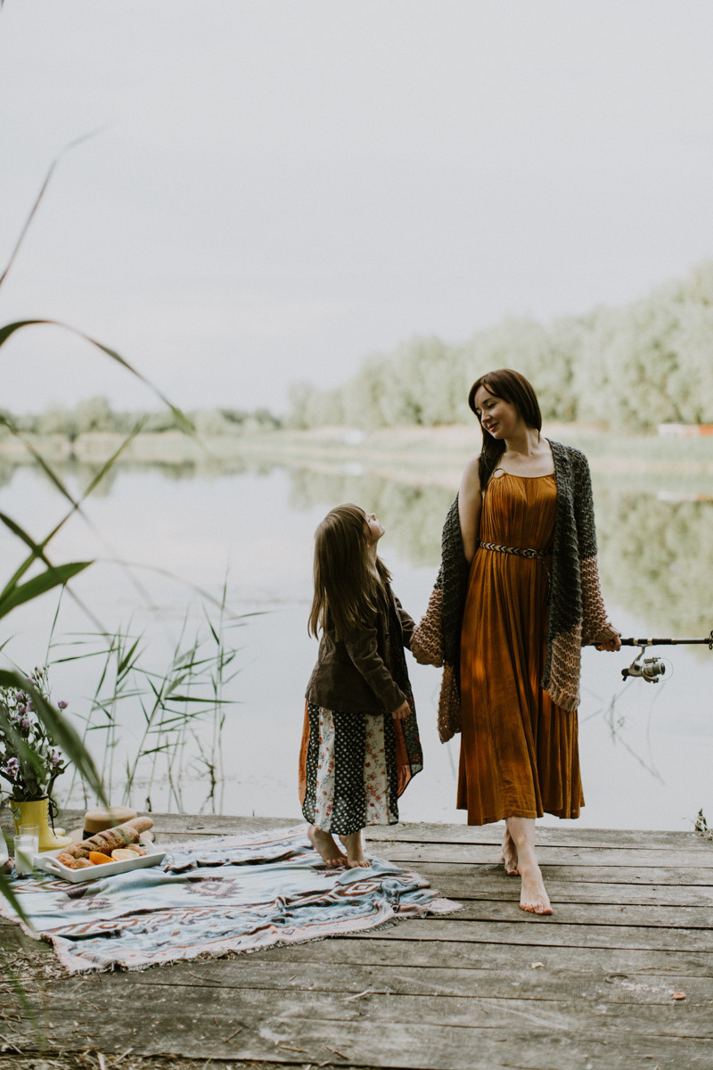 Lucy and Lisa. Головна