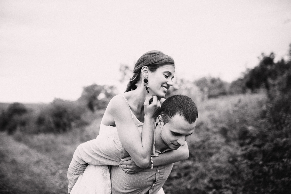 Someone Like You. Головна