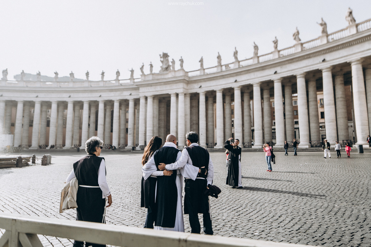 Vatican. Головна