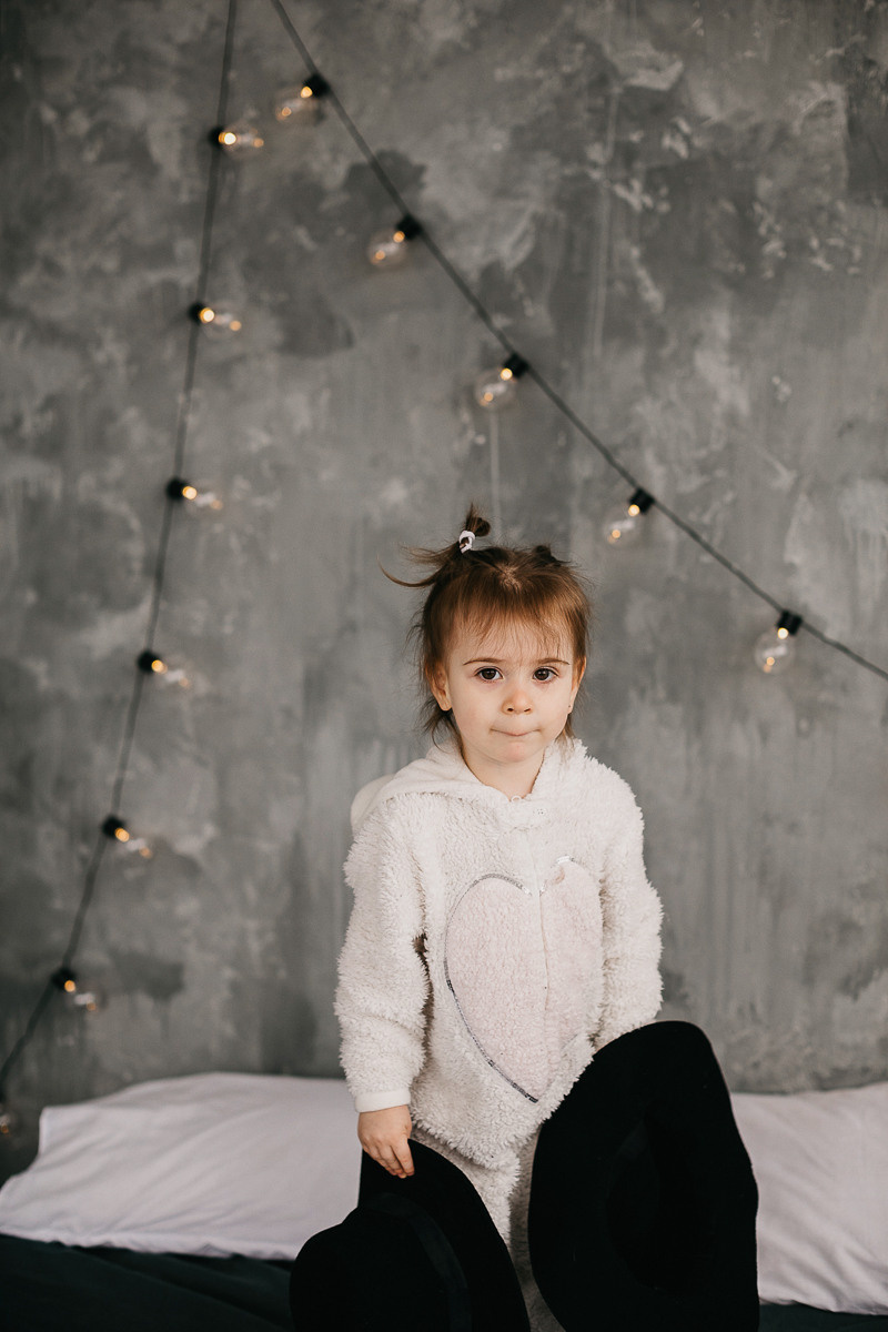 Еля і Анісія. Головна