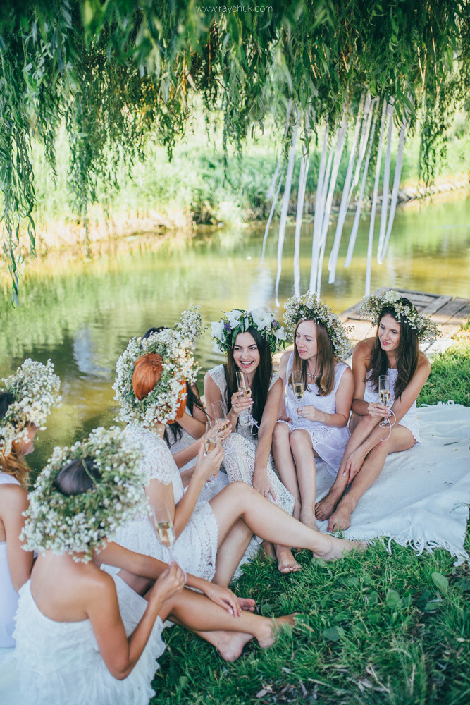 Olya and girl.Hen parties. Головна