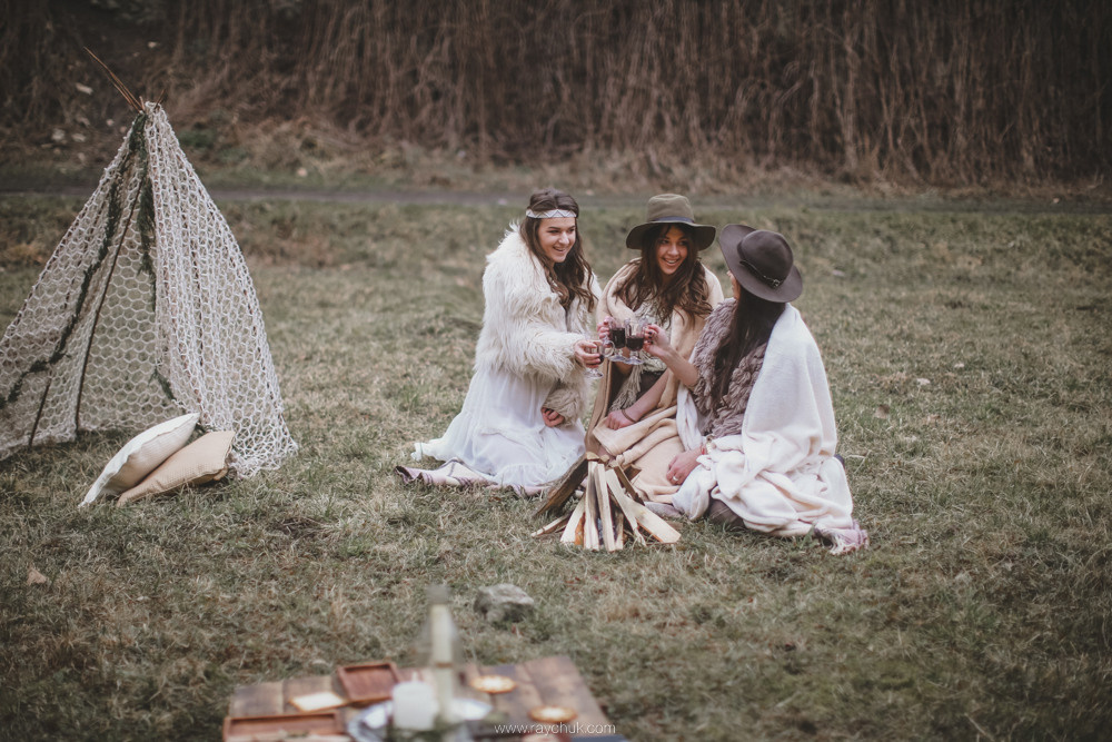 Spring is coming soon. Головна