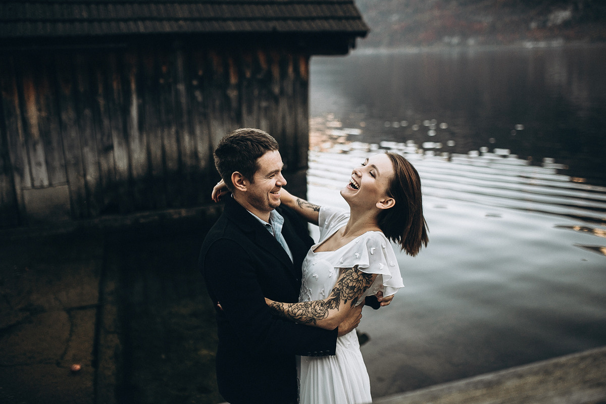 Adore You. Головна