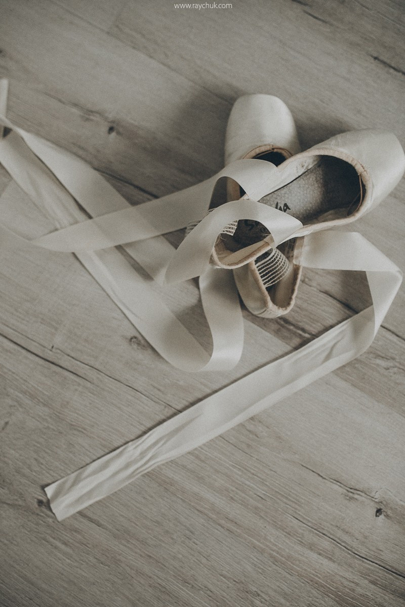 I Can't Say No. Головна