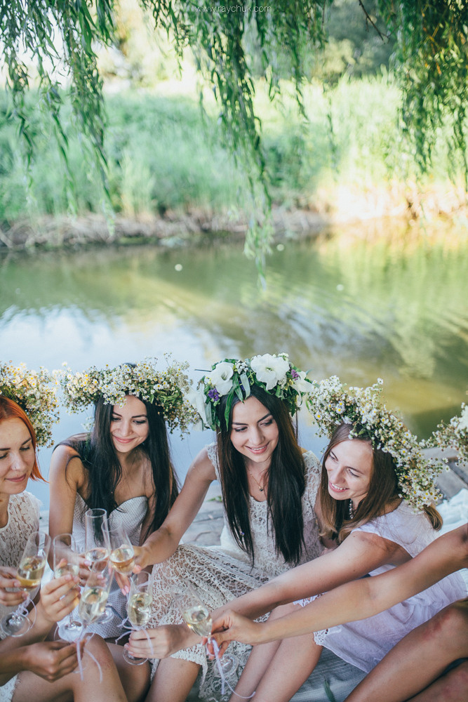 Olya and girl.Hen parties. Головна