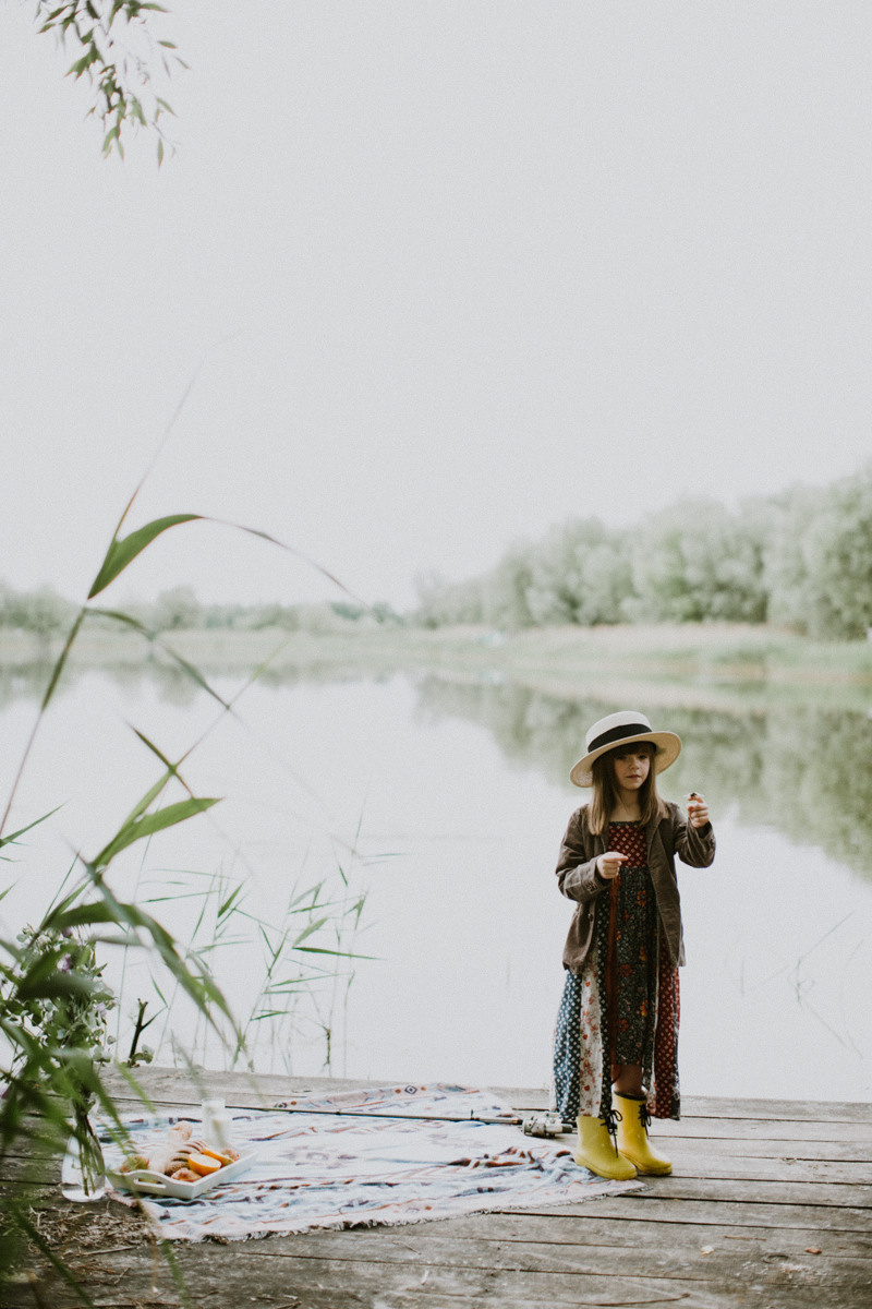 Lucy and Lisa. Головна