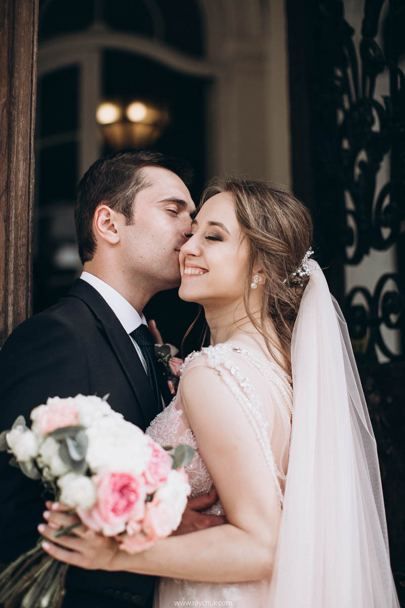 Яна&Юрій. Головна