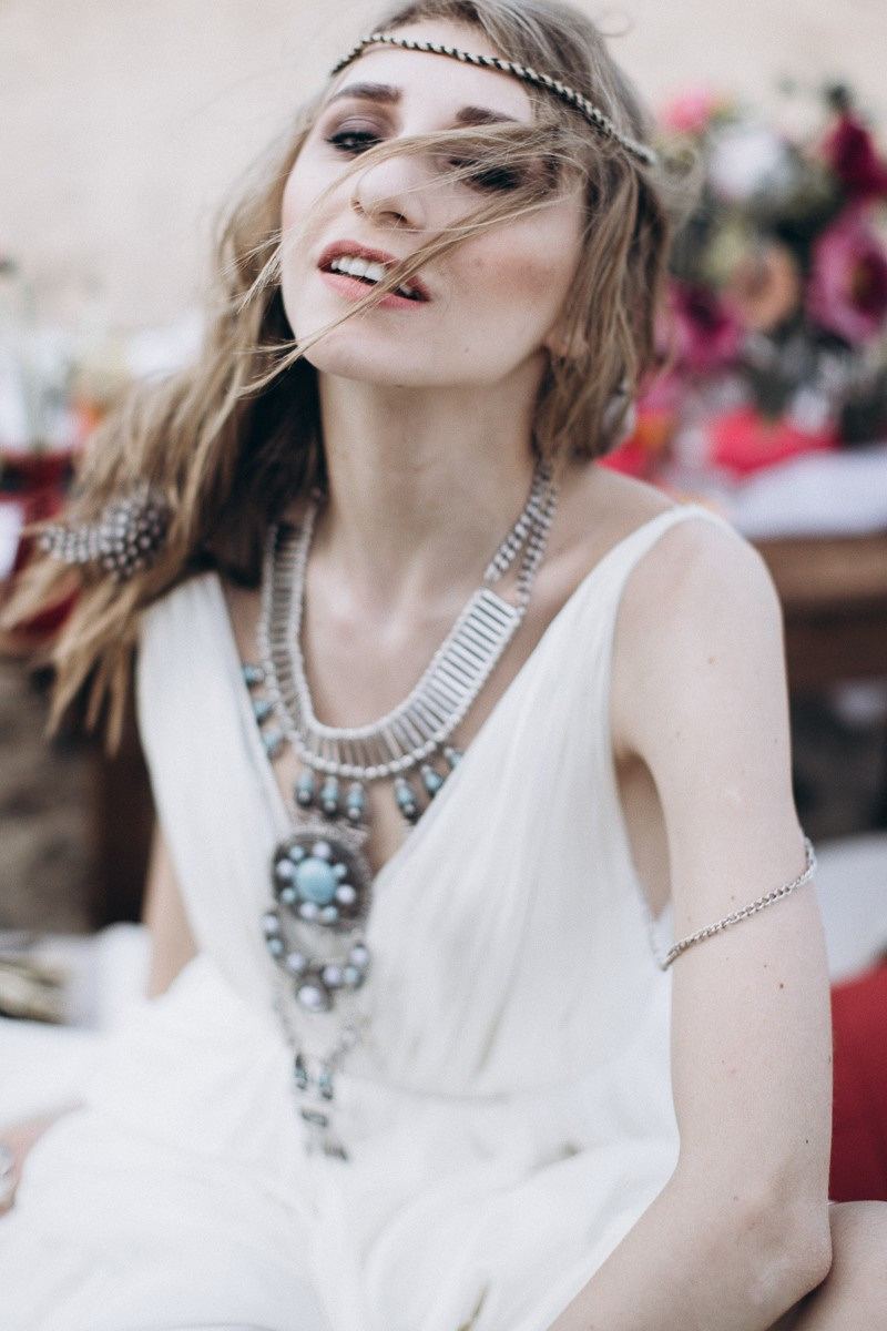 I Belong To You. Головна