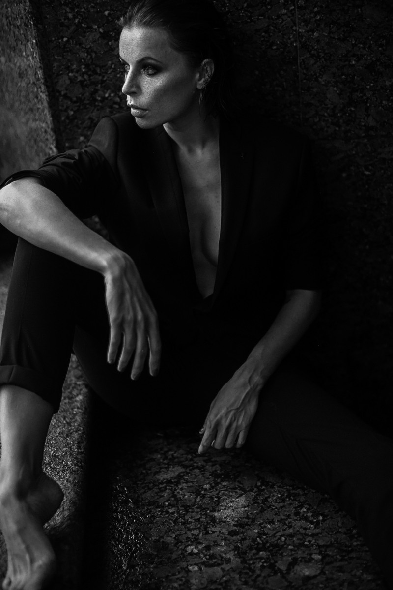 I love her. Головна