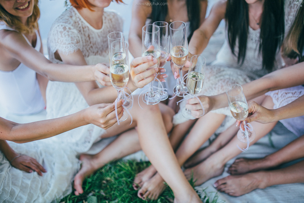 Olya and girl.Hen parties. Головна