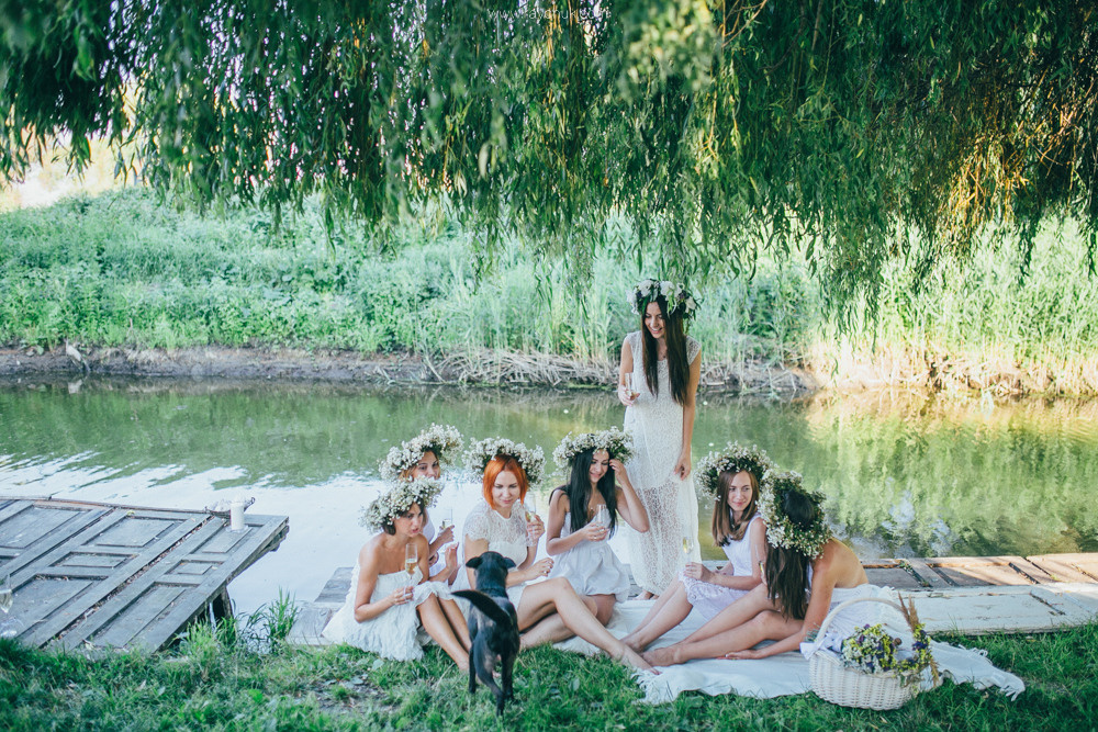 Olya and girl.Hen parties. Головна