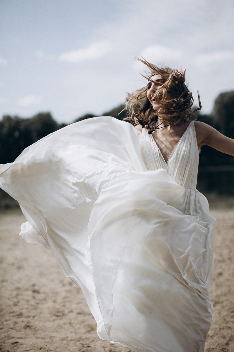 I Belong To You. Головна