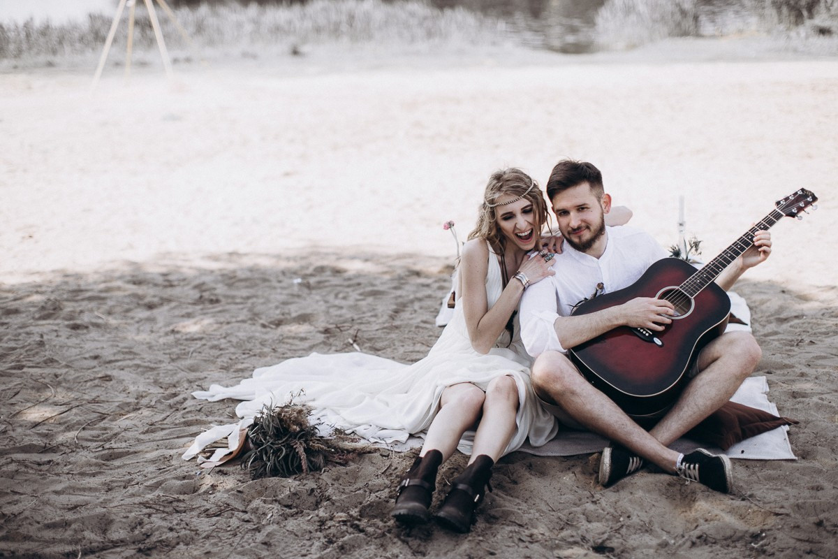 I Belong To You. Головна