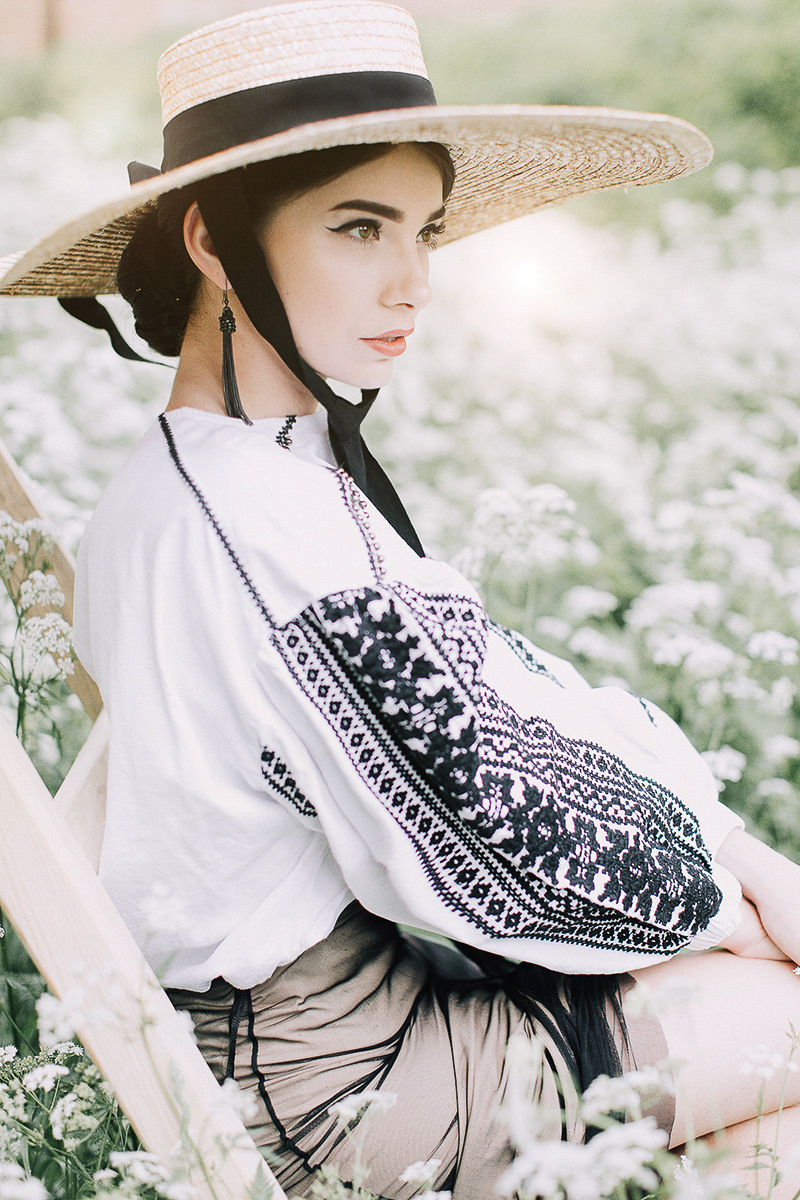 Lovely. Головна