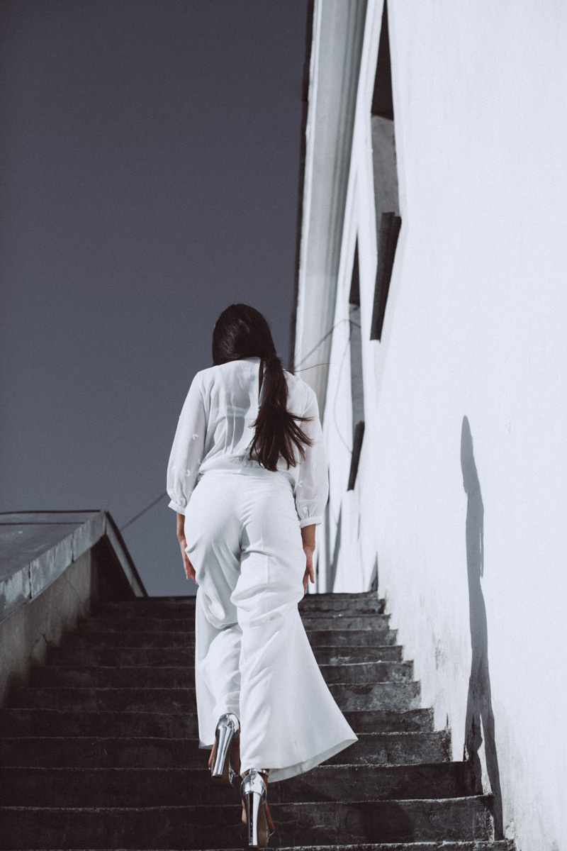 It's a Beautiful Day. Головна