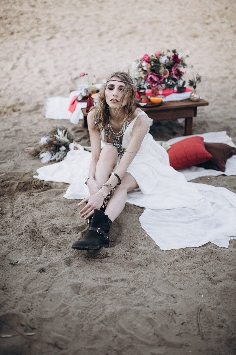 I Belong To You. Головна