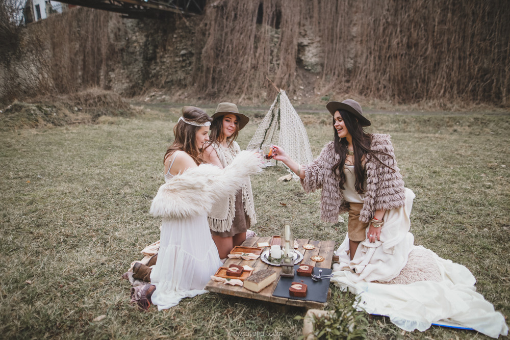 Spring is coming soon. Головна