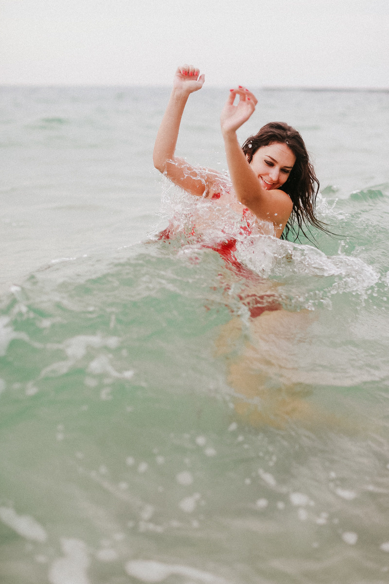 Looking For The Summer. Головна