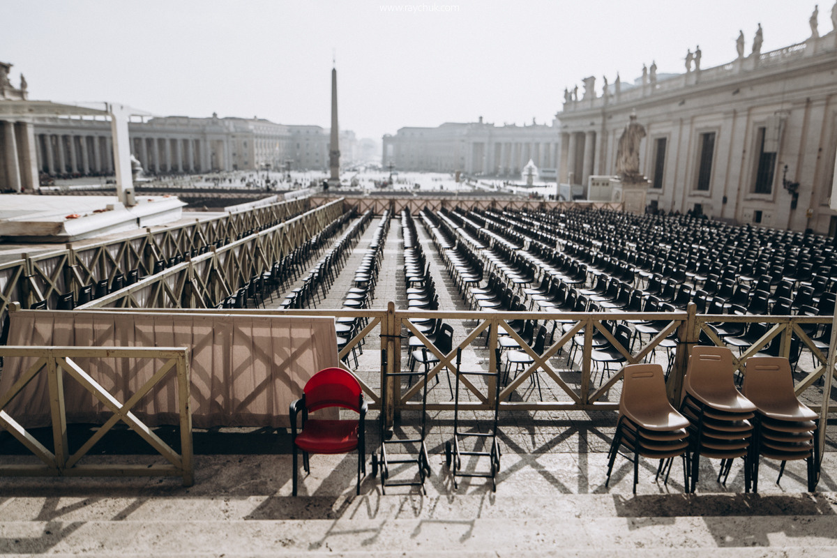 Vatican. Головна