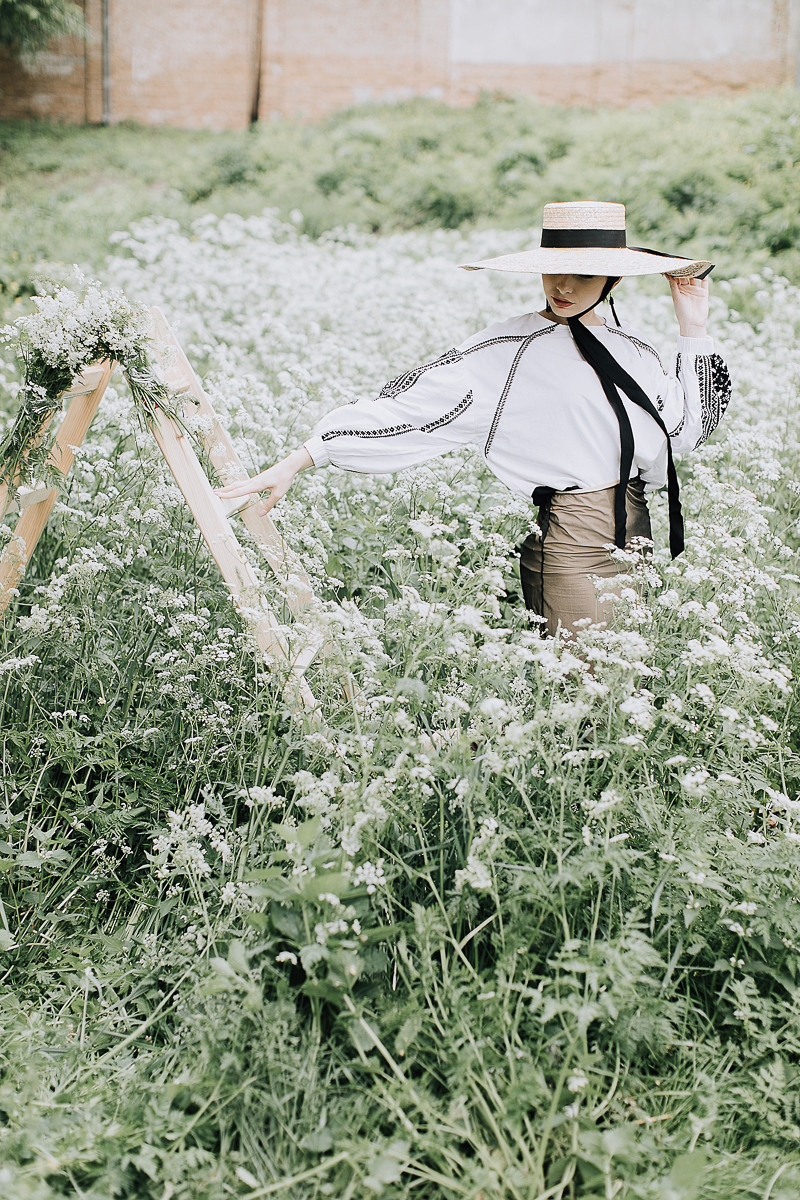 Lovely. Головна