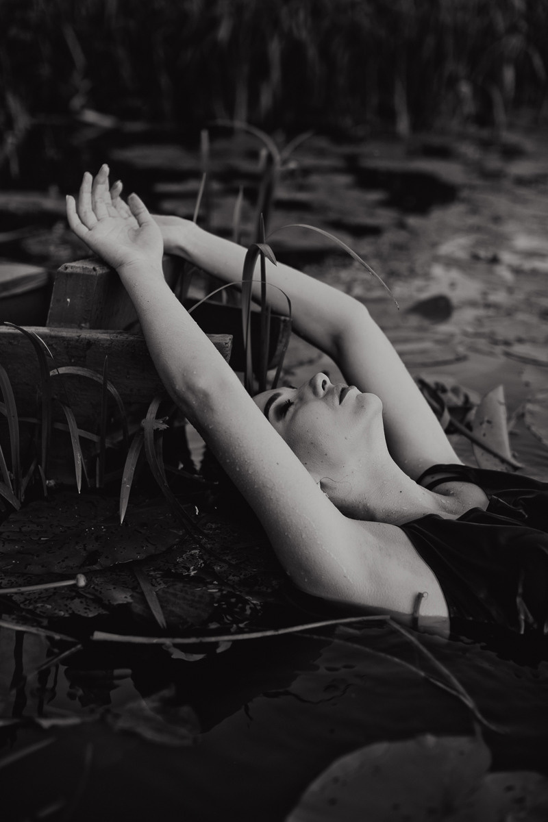 Single Tear. Головна