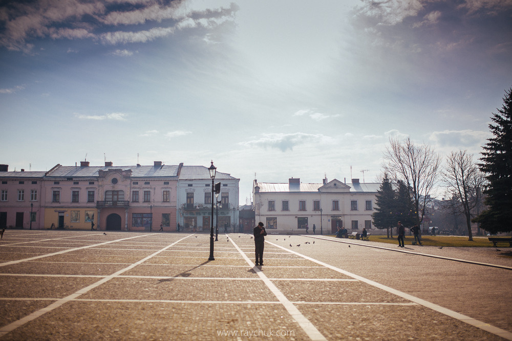 Ukraine. Zhovkva. Головна