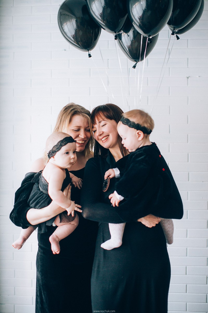 Black dress. Family. Головна