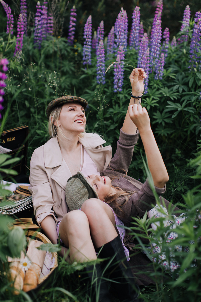 Мар"яна і Каміла. Головна