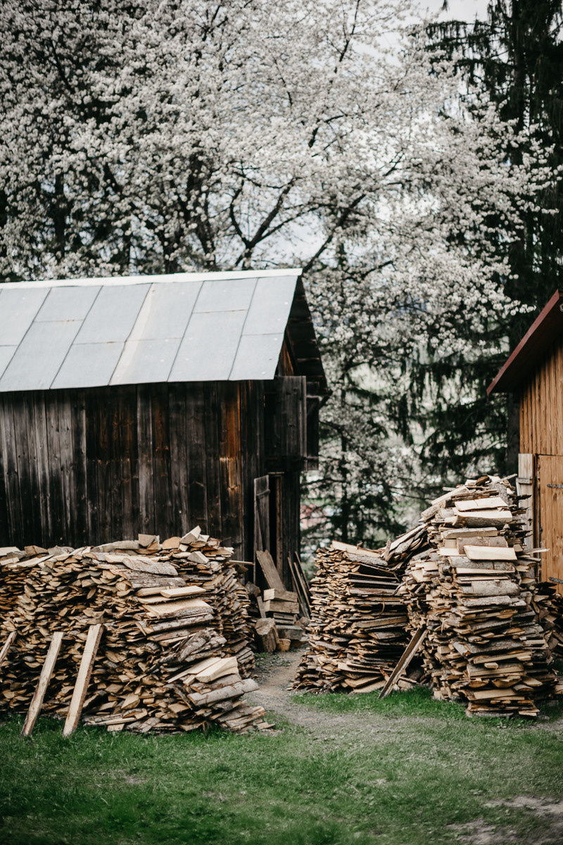 Tear. Головна